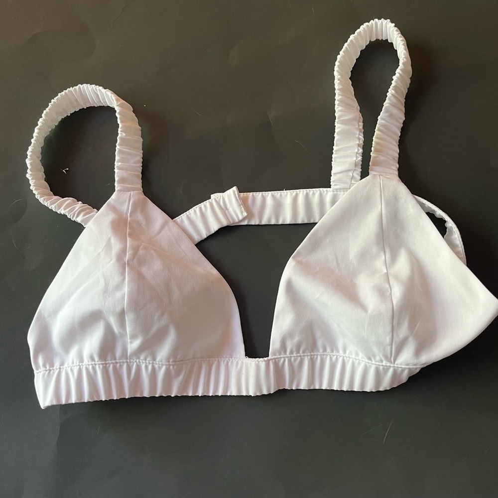 LIDAAN Laura Solid Pop White Bralette -NWT